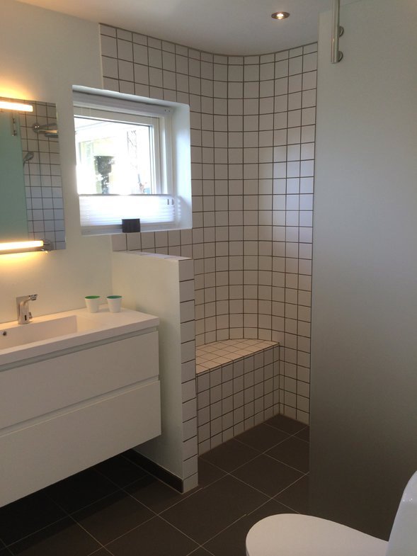 stort badeværelse