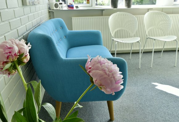 turkis sofa